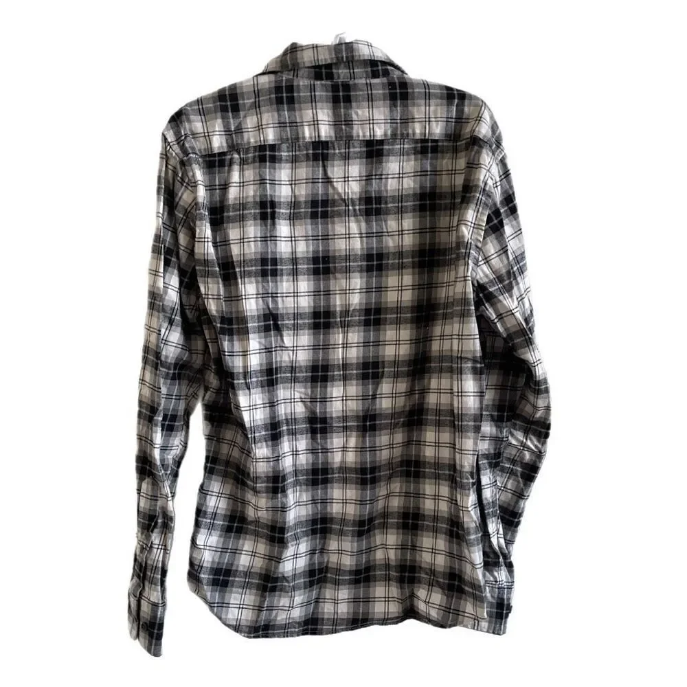 Banana Republic Men’s Button-Down Flannel Shirt